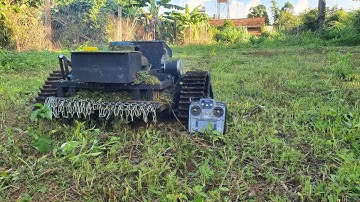 TỰ CHẾ MÁY CẮT CỎ ĐIỀU KHIỂN TỪ XA
