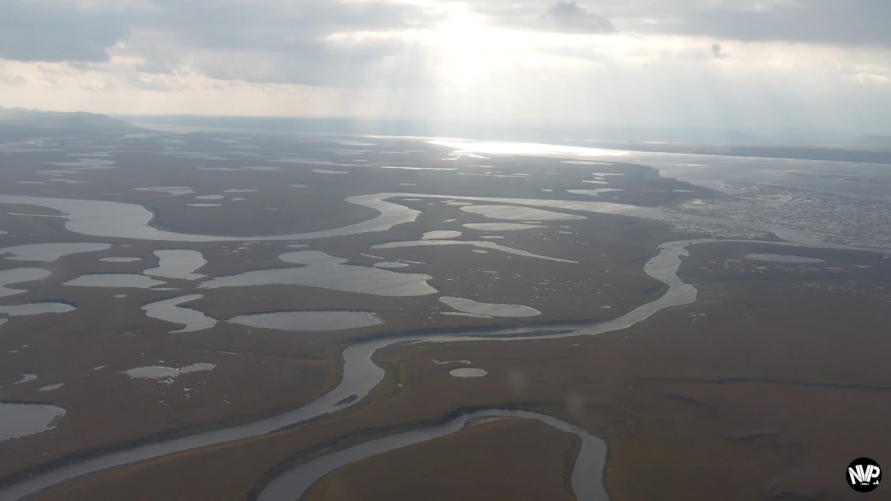 Над дельтой реки Лены - YouTube