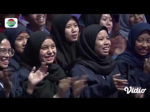 Jinsiy porno tomosha qiling: Onam qizini orgatadi Ayolning eshakni yalayotganini tomosha qiling