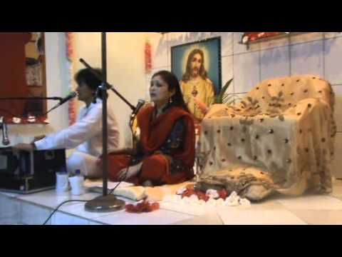 Sri Ajnish Rai sings Sai Baba Tera Naam - YouTube