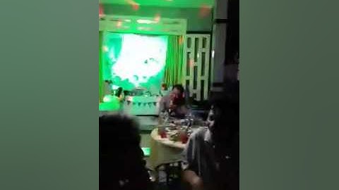 Nghệ sĩ Châu Thoại cùng nam nữ nghệ sĩ Lâm Tâm Như trong trích đoạn Tướng Cướp Bạch Hải Đường