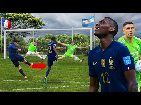 On a REJOUÉ 100 FOIS le duel Kolo Muani VS Martinez de la Coupe du Monde 2022
