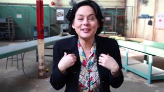 Download Lagu On set with Meg Tilly for 'Bomb Girls' season 2 MP3