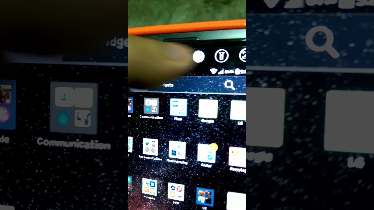 Lg V20 Screen Burn In LG v20 Image Retention on secondary screen - YouTube