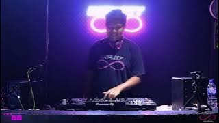 DJ MBUECAK BAILA PSY ENAK BANGET NDAADAOBAT !!! JUNTAK KIDD