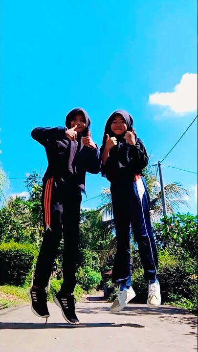 Bikin Konten Potret Yang Lagi Viral Di Tiktok Pake Lagu Love Story