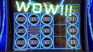 I found a new best slot machine! Lightning storm slot!!!