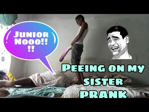 PEEING ON MY SISTER PRANK (she wasn't having it) 😂😂😂