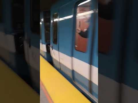 STM Metro Côté Des Neiges Montréal 22 December 2022 13 20 Montreal Stm