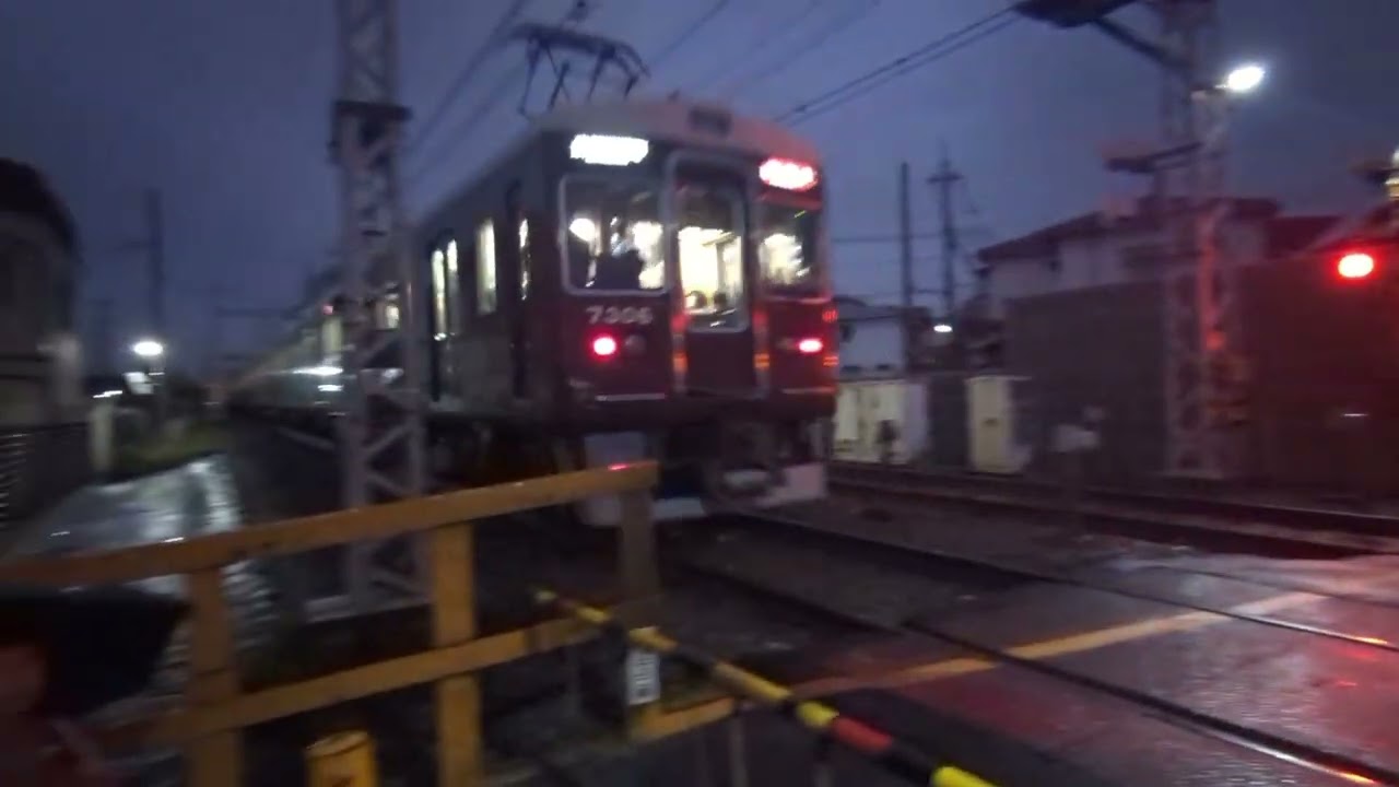 南茨木駅付近踏切電車いろいろ通過。＃阪神電鉄