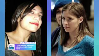 AMANDA KNOX IS ENGAGED