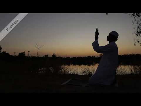 مقطع مونتاج مسلم يدعوا الله بدون حقوق هنا المزيد من المقاطع 