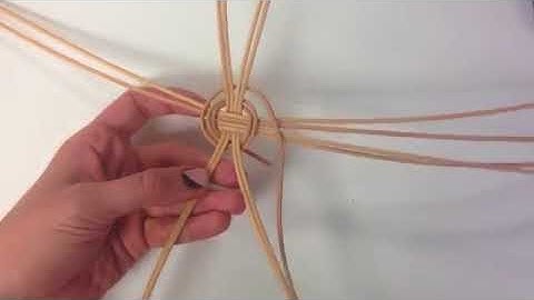 Introduction to weaving a round reed basket