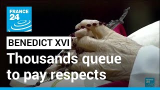 Thousands queue to pay their respects to former pope Benedict XVI • FRANCE 24 English