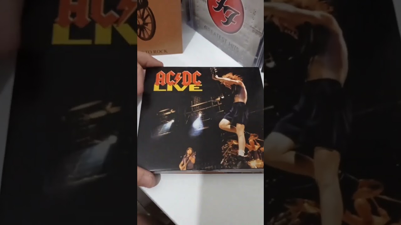 RIFFS DE ANGUS YOUNG DO AC⚡DC [AO VIVO] - YouTube