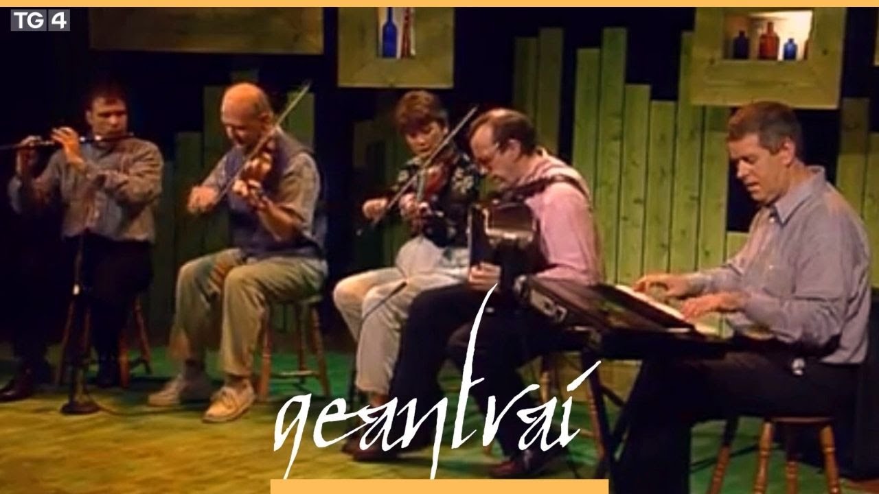 An Banna Ceoil : Moving Cloud | Inis, Co. an Chláir | Geantraí 1998 | TG4