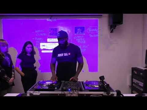 Herc's "Merry Go Round" Vs Flash's "Quick Mix"
