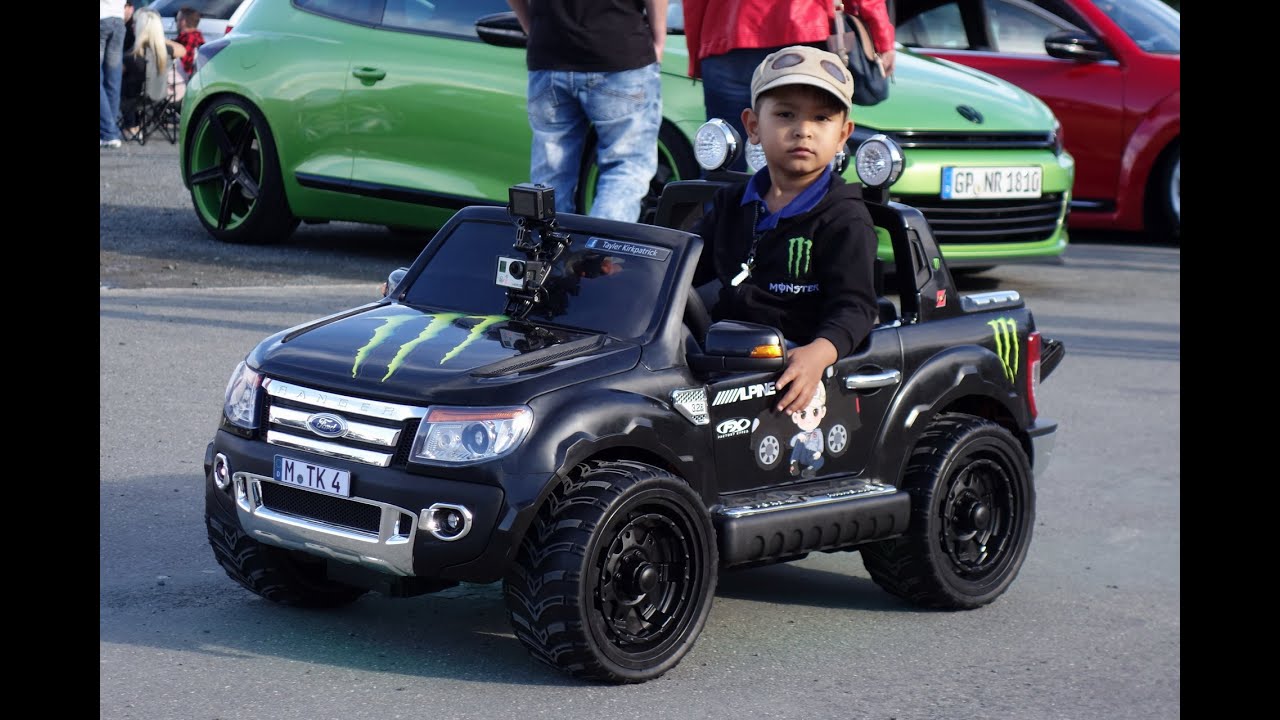 001 Ford Ranger Custom Made With Air Ride And Entertainment For My Son To Hes Birthday Youtube