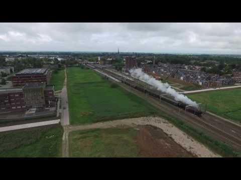 SSN 01 1075 vertrekt uit Woerden