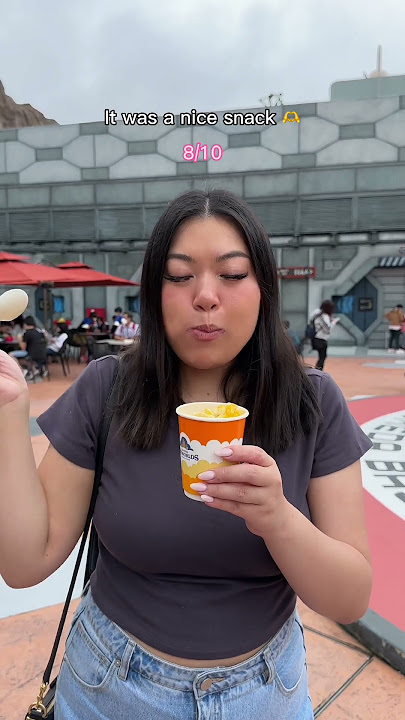 Everything I ate at Genting SkyWorlds in Malaysia 🎢☁️🌭🍦