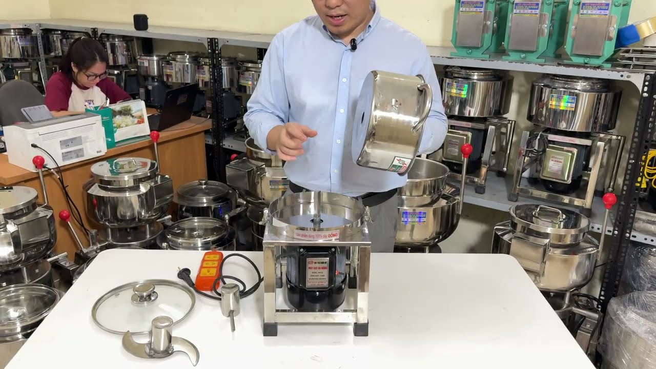 MÁY XAY THỊT GIÁ RẺ NHỎ GỌN MÀ HIỆN ĐẠI 