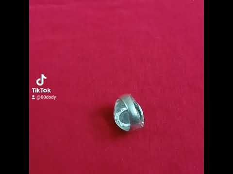 اصغر اي خاتم فضه يكون واسع عليا ازاي