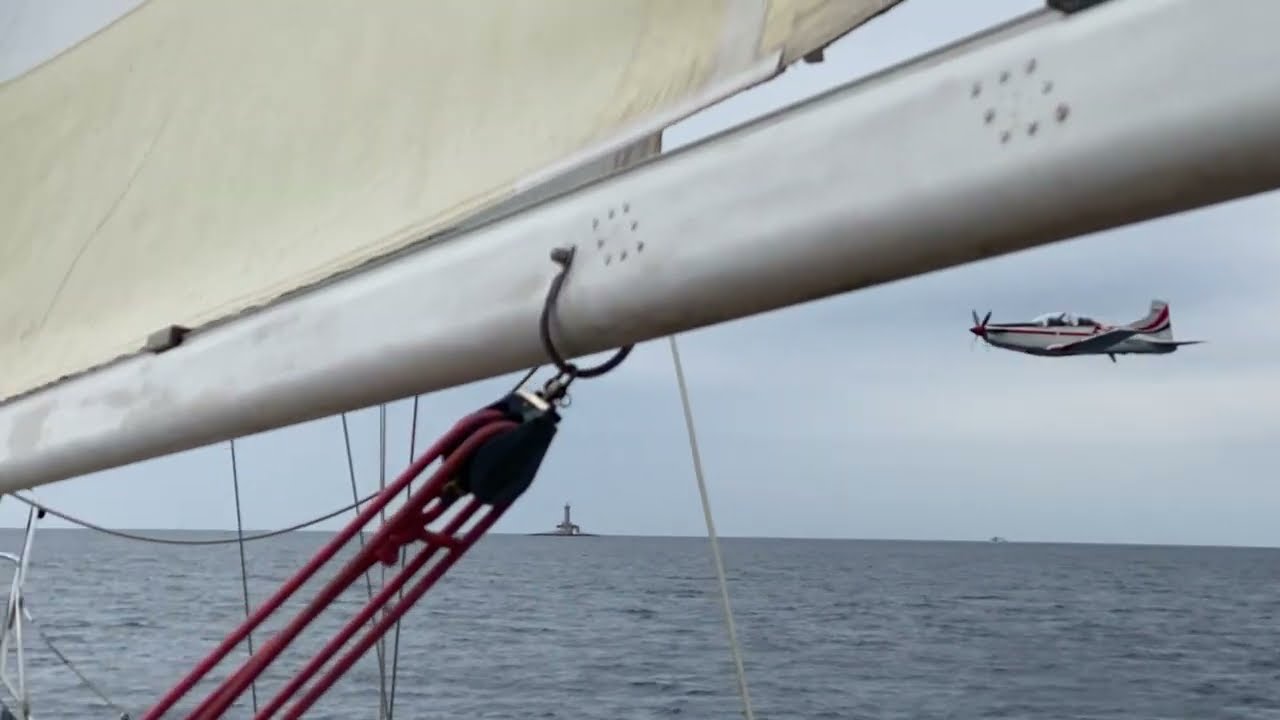 Pilatus PC-9M full speed just 20 feet from sea level