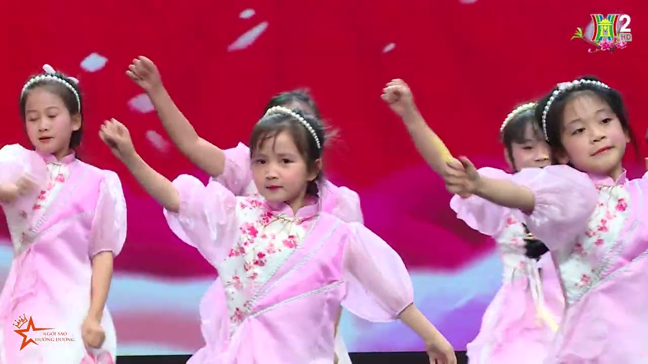 Tết bình an -  CLB NT Vũ điệu mặt trời