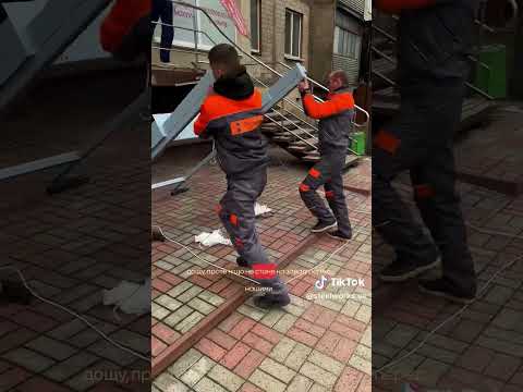 Вертикальний підйомник для людей з обмеженими можливостями, видео 1