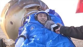 Second Shenzhou-20 Astronaut Out Of Return Capsule