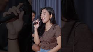 Mencintaimu Dengan Sederhana - Aura Paramitha