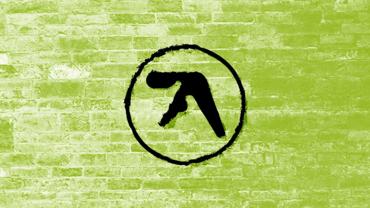 Watch Aphex Twin - A5 em2500 M253X (Trap Remix) on YouTube Watch Aphex Twin - A5 em2500 M253X (Trap Remix) on YouTube