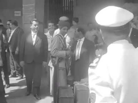 الامام احمد يغادر ايطاليا مع جميع زوجاتة على متن سفينة في 4 أغسطس 1959 متوجهة إلى اليمن