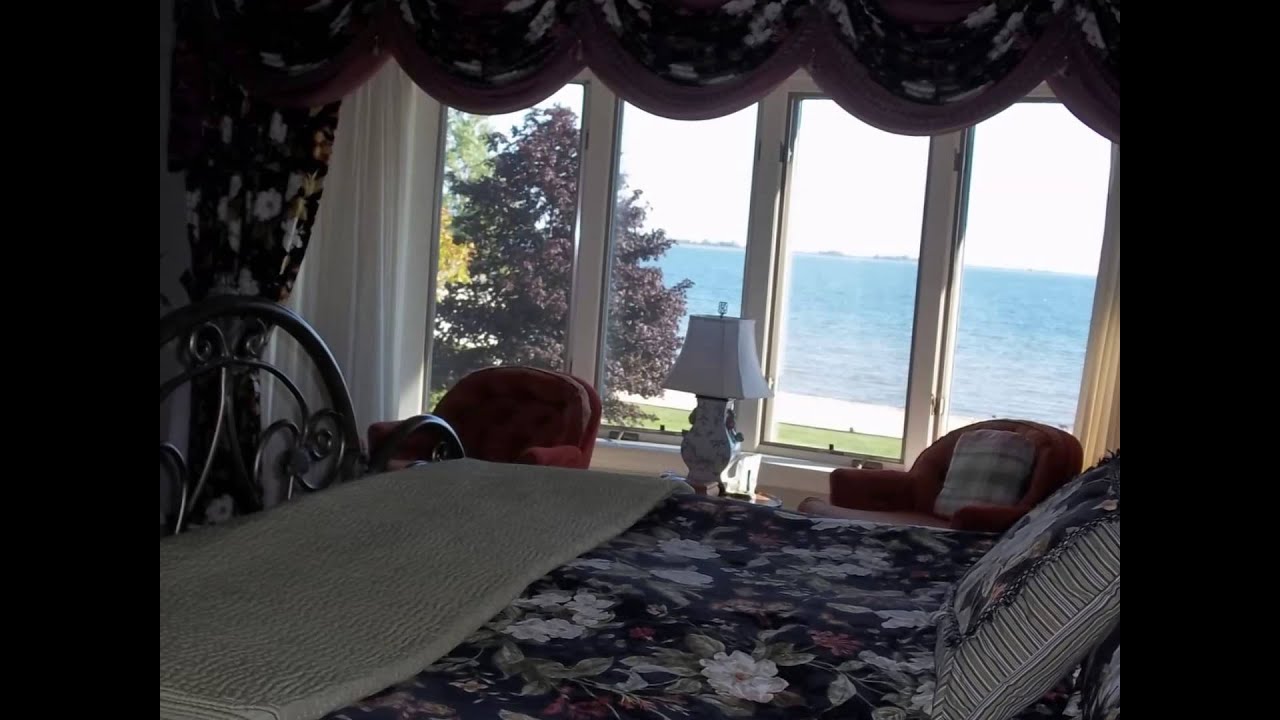 Tawas Beach Road Gem