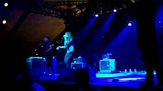 The Kills - Getting Down (Coachella Valley Music And Arts Festival 4/19/09)