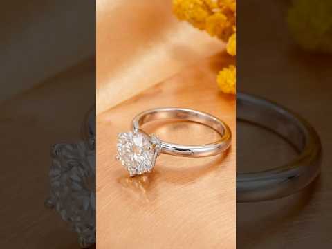 EJWR2204 Women's Ring