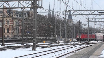 [DBS] DB Schenker Baureihe 189 met Kalktrein passeert Amsterdam CS 26-01-2013
