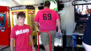 Huge dude plays DDR at Summerfest