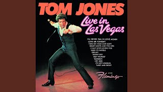 Video thumbnail of "Tom Jones - It's Not Unusual (Live)"