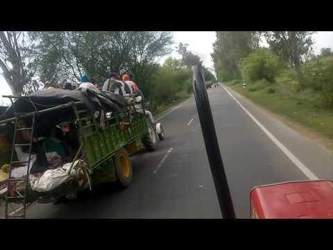 anadpur-sahib-massey-5245-race-vs-farmtrac-60-sri-anadpur-sahib-2017