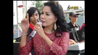 fh digital.ISTARA Rita Sugiarto feat H. Ismail Soneta Cuma Kamu Edisi Pondok Aren