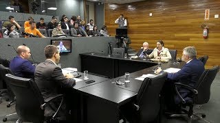 Estudantes pedem políticas públicas de combate à violência contra mulher