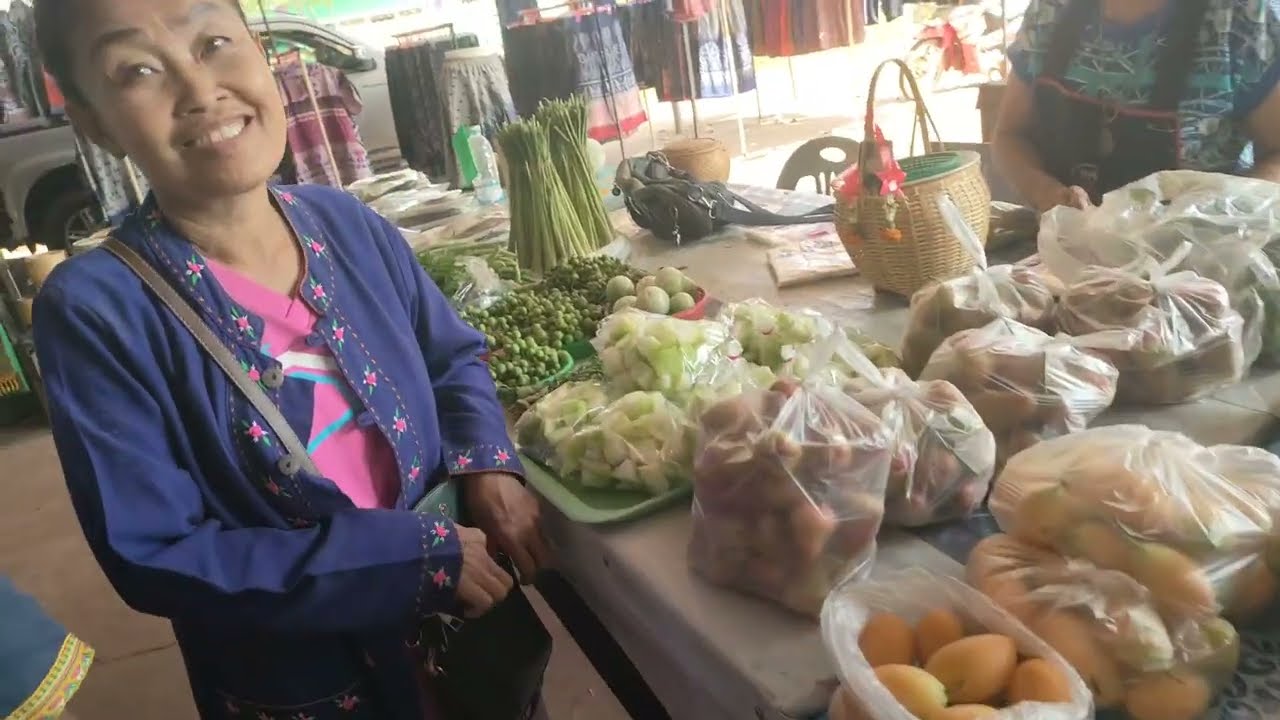 เลาะตลาดหาแนวกิน ตลาดหนองสังข์ อ.นาแก จ.นครพนม #เลาะตลาดหาแนวกิน 