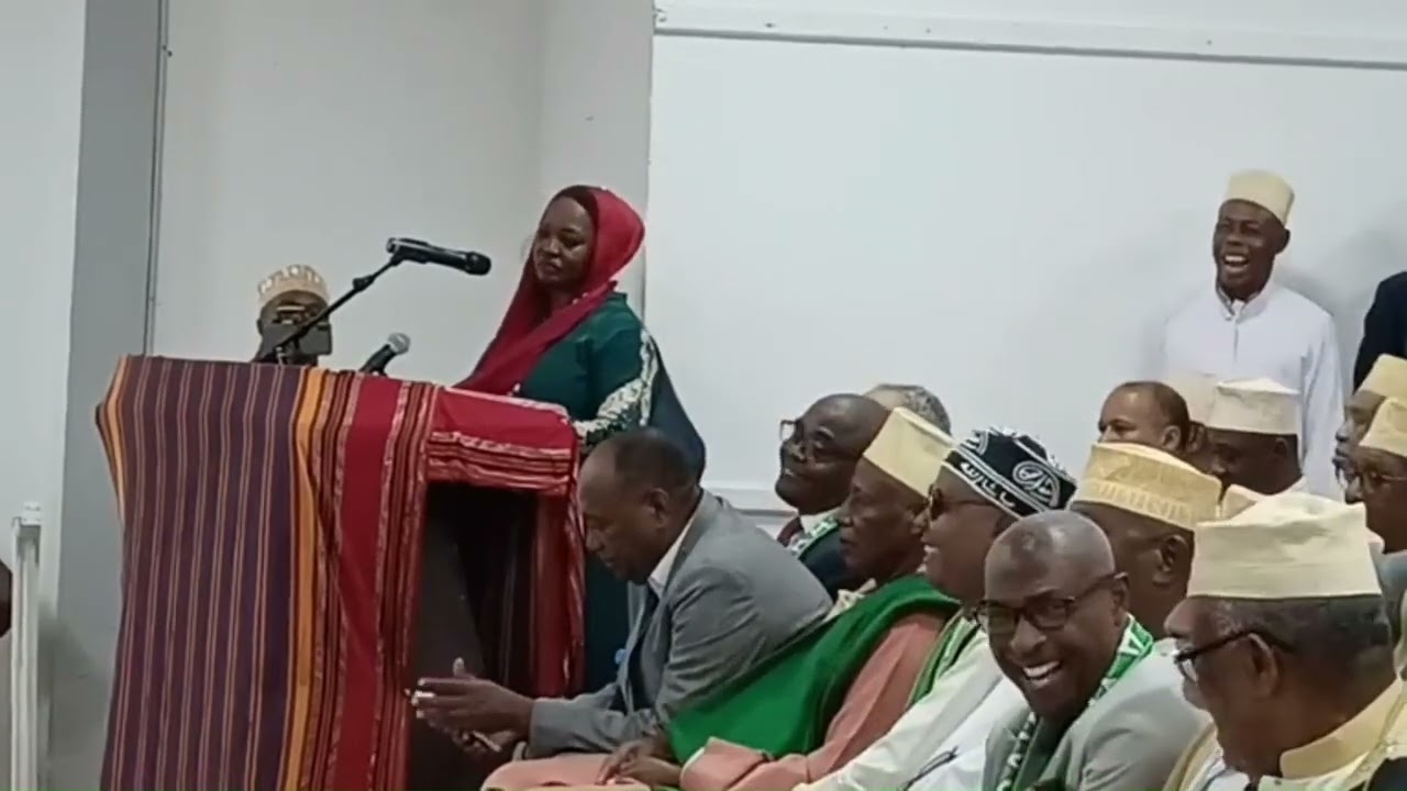 Discours de Sabikia Ahmed Mze  Réunion de l'opposition au Foyer des femmes de Moroni le 27 mai 2023