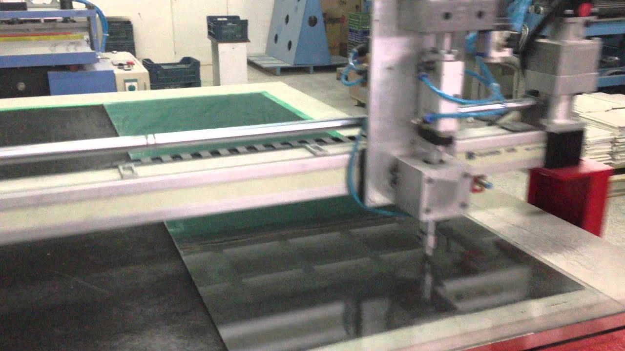 Digerleri Is Makineleri Akm Arus Satilik Cnc Cam Kesim Masasi Bilgisayarli