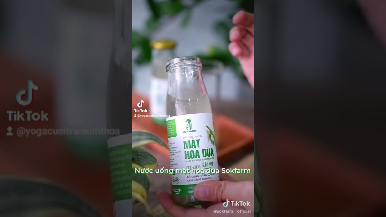 Mời các bạn uống giải khát với mật hoa dừa Sokfarm organic 