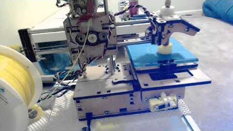 Printrbot Jr. w/ ezstruder, bowden, metric, and belt tighteners