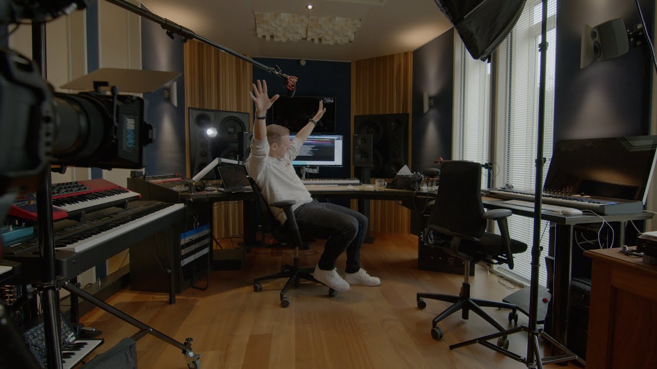 10 Years Of ‘This Is What It Feels Like’ (Documentary) – Armin van Buuren