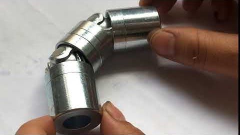 Double Universal Joint Working at 90 Degree