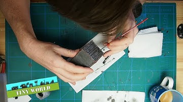 Painting and weathering shipping container for tabletop gaming